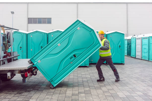 Porta potty delivery and setup in Munhall, PA